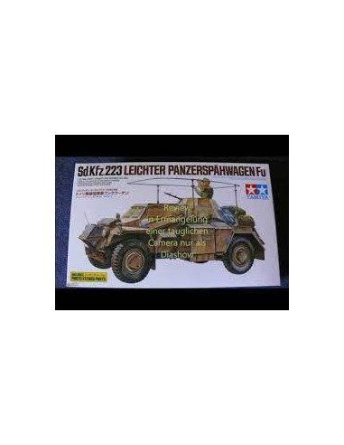 Sd.kfz.223 leichter panzerspähwagen fu incluidos fotograbados